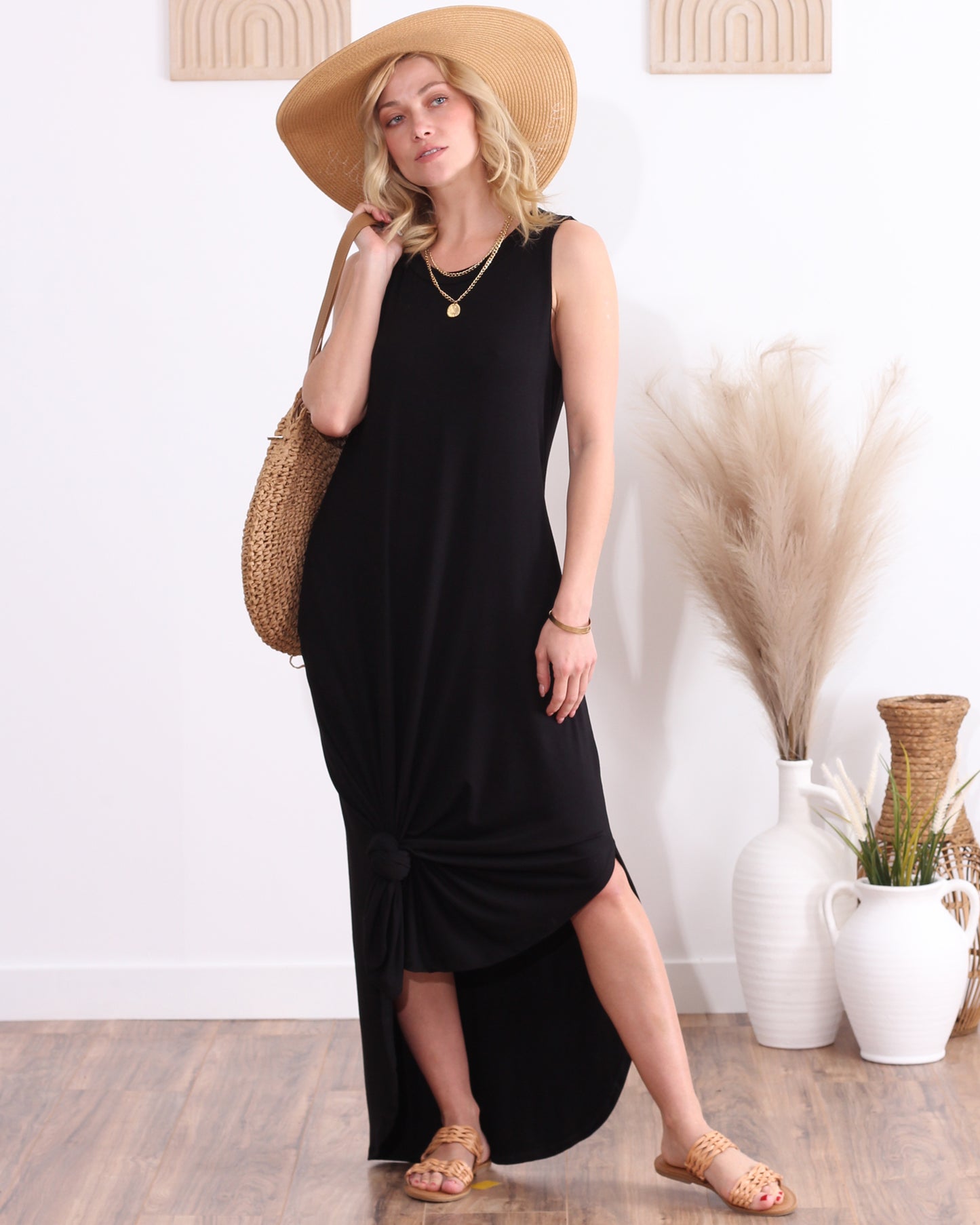 Black Casual Sleeveless Maxi Dress with Pockets