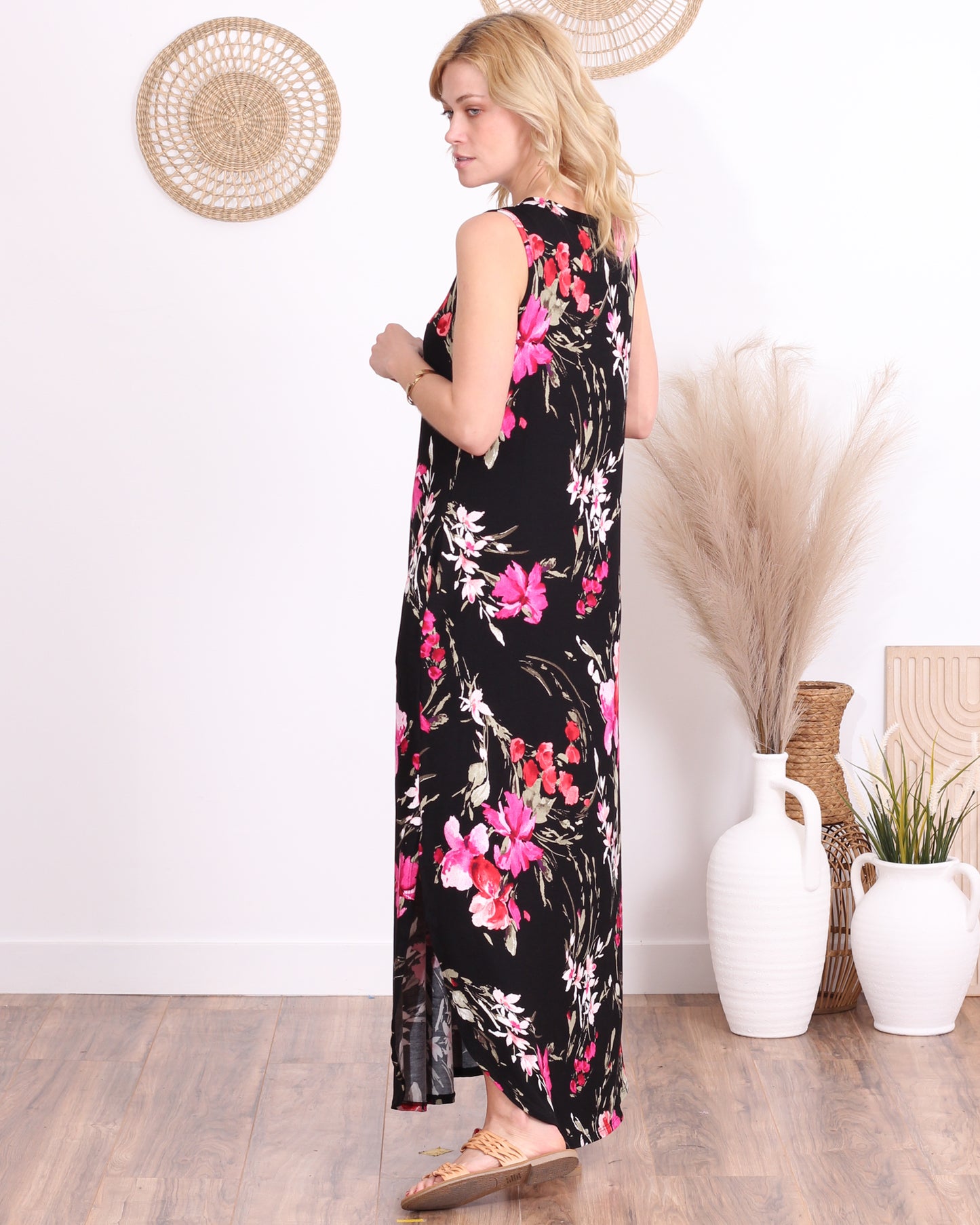 ST98 Floral Black Sleeveless Maxi Dress with Pockets